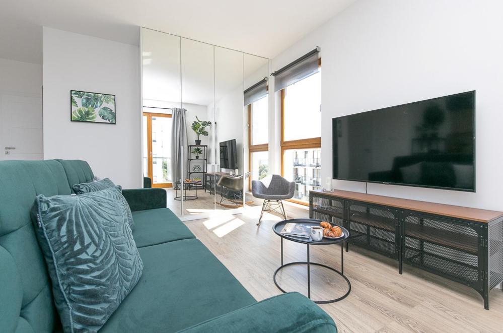 グダニスクApartament Black Zajezdnia Wrzeszczアパートメント エクステリア 写真